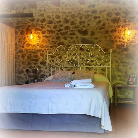 Mas Violella Allotjament Rural Sant Joan les Fonts Exterior photo